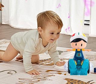 Brinquedo Boneca Hoverboard Com Luz E Som Gira 360°